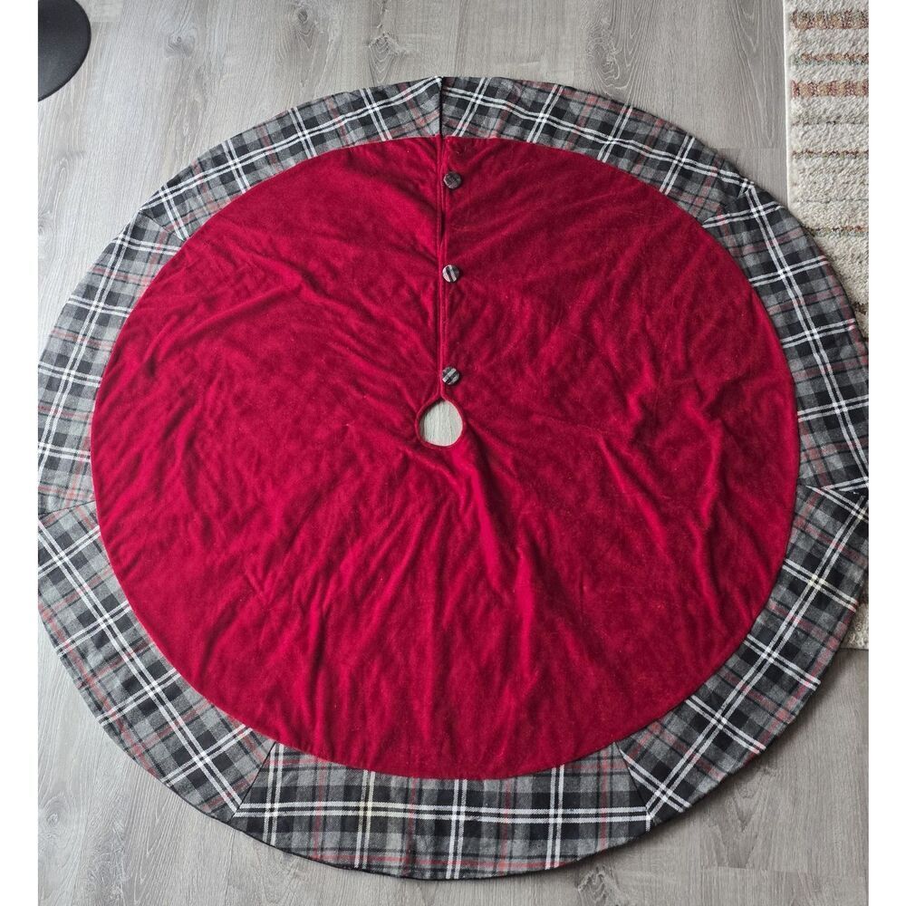 St Nicks Choice Red Velvet with Plaid Trim Christmas Tree Skirt